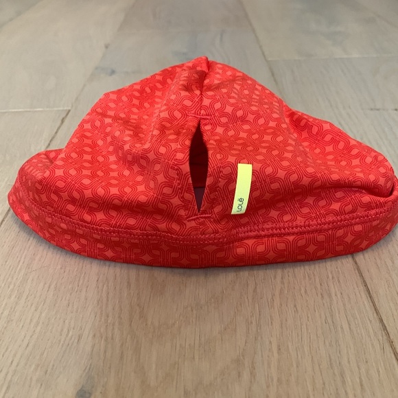 Lole ponytail hat - Picture 3 of 3